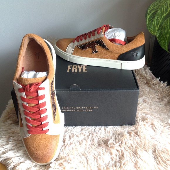 Frye Ivy Logo Patch Low Sneakers - Picture 7 of 12